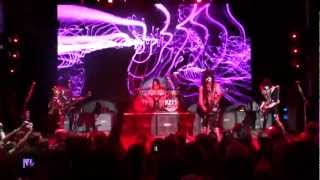 KISS KRUISE II - &quot;Long Way Down&quot; First Indoor Show 01.11.2012