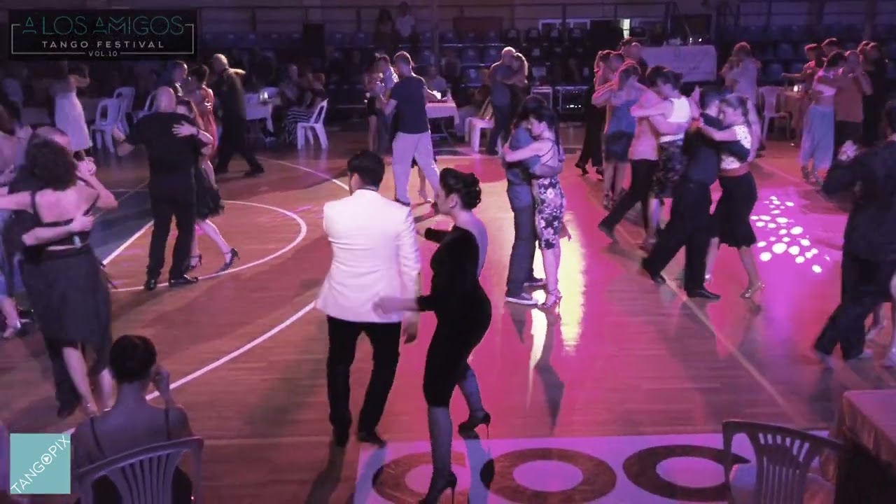 Ariadna Naveira & Fernando Sanchez warm up on Ricardo Tanturi - Lágrimas...