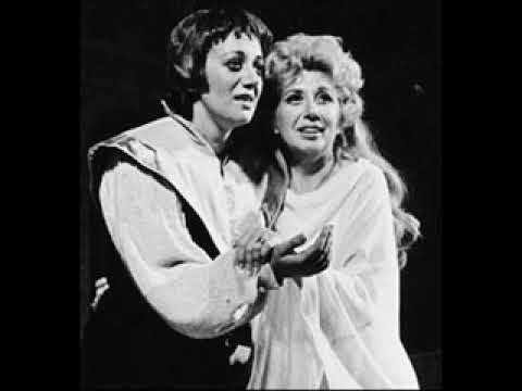 Beverly Sills and Tatiana Troyanos, a Stunning Vocal Blend