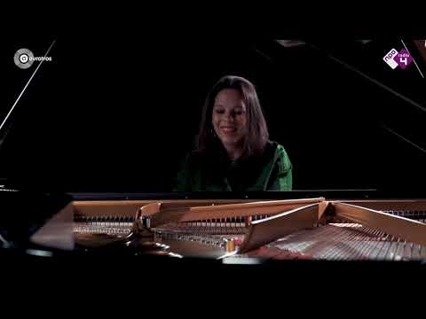 Daria van den Bercken Mozart Piano Sonata No. 2 in F major, K 280, 1st Movement