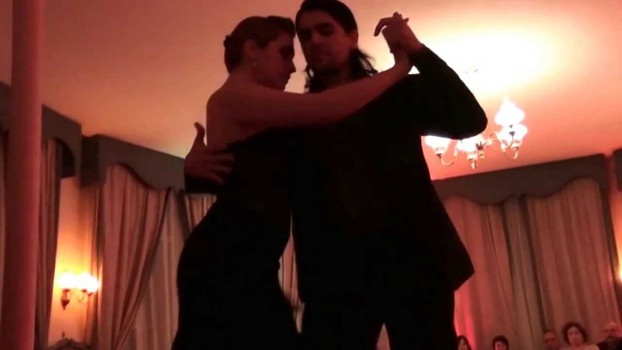 Ariadna Naveira y Fernando Sanchez - "Yo"