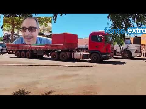 Porto de Santa Helena-PR com grande movimento. Motoristas correm na sexta para voltar ao PY!