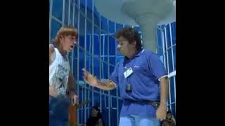 Download lagu Kya be Chakke 😂😂Jonny Lever full flash funny comedy || Nayak movie scene mp3 Download lagu Kya be Chakke 😂😂Jonny Lever full flash funny comedy || Nayak movie scene mp3