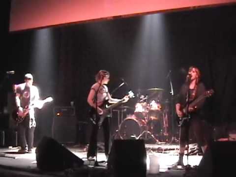 Becky - The Hollis Wake - Live at the El Rey Theatre - 4/10/2004