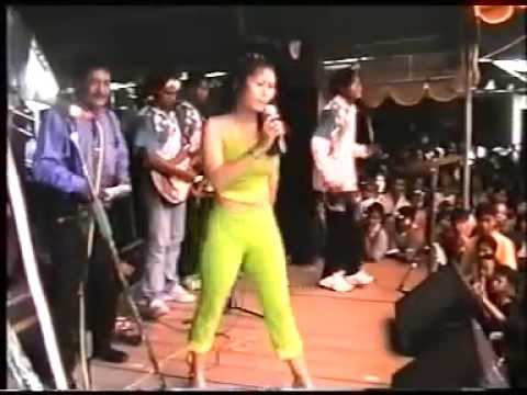 Inul Daratista - Hello Dangdut