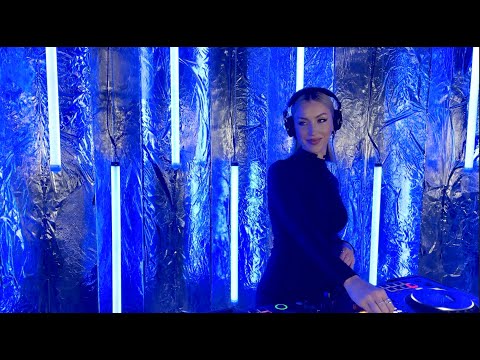 ARi - Metasin Live Series Ep. 010 [Melodic Techno Progressive House Mix] 4K