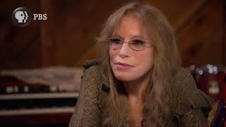 Finding Your Roots Season 4: Carly Simon Clip