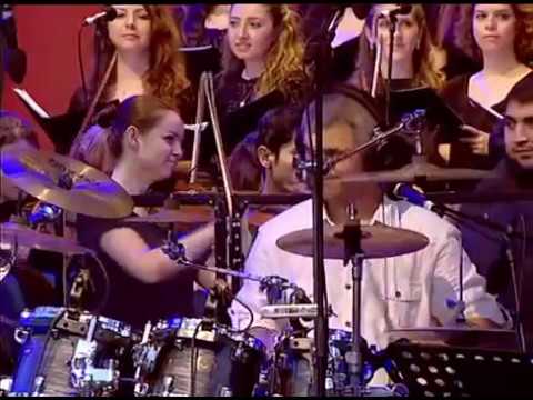 Grup Yorum 25. Yıl Konseri İstanbul İnönü Stadyumu 2010 (3D + HD)