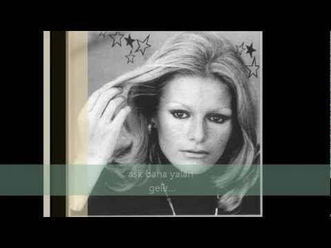 download lagu mp3 mp4 Ask Bana Yalan Gelir, download lagu Ask Bana Yalan Gelir gratis, unduh video klip Ask Bana Yalan Gelir