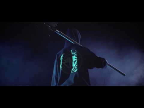 Αδέσποτο - 12 χρόνια (Official video)