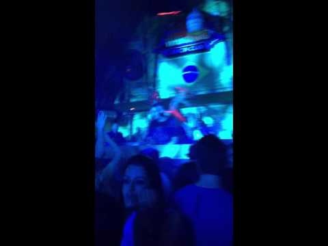 Fran Bortolossi @ Warung Beach Club (03.Out.2015)