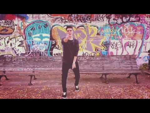 Clea 36 - Flexy [VideoClip]