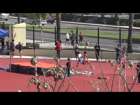T Smith - FSB 400m at Beach Cities 3-29-14 - Los Alamitos Boys