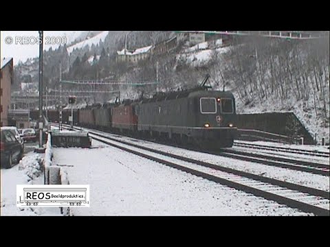 2000-02 [SDw] CLASSIC Wassen in WINTER part 1, 25 trains in 18 minutes, AMAZING consists, 014-1