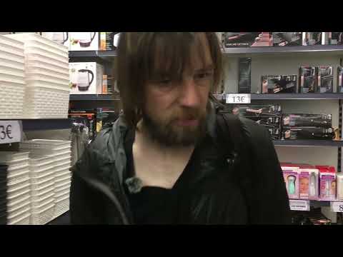 Tomek Irokez on the go shopping #recommended #global #tomek irokez