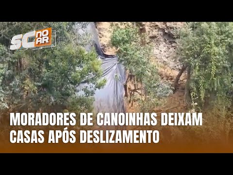 Deslizamento em Canoinhas faz moradores deixarem suas casas