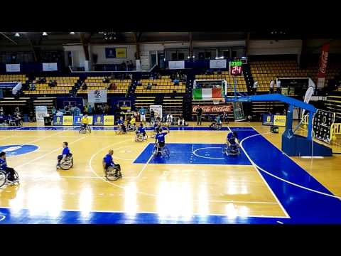 Calentamiento Econy baloncesto en silla de ruedas