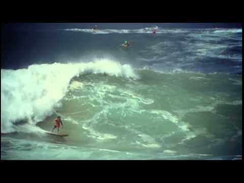 SurfMarken.de - der Quicksilver Monster Drop Award in Waimea Bay, HAWAII