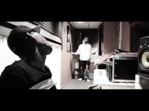 Xcentriek ft. L.A. & Dygo -  Veel te lang gewacht