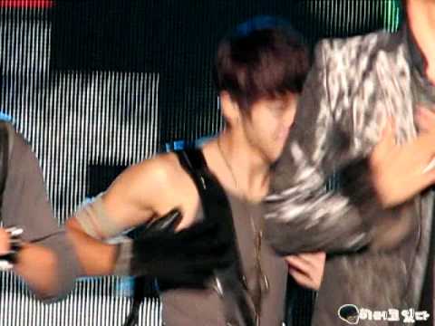 [FANCAM] 101009 Kikwang - Soom cut @ Miryang Charity Concert