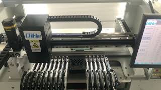 Vertical automatic placement machine