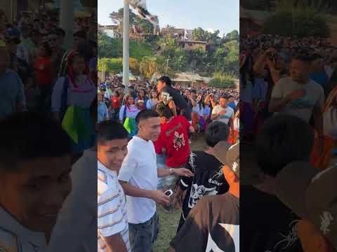 Jala Pato en la comunidad del Wayku -  Lamas - San Martín, acompañado de la danza Cajada y Pandilla