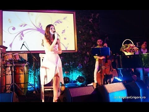 Alexandra Usurelu & Mircea Vintila - Ceva se intampla cu noi (live la Palatul Ghika)