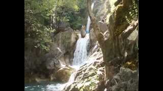 preview picture of video 'Ζαγοροχώρια (Λίμνη Αρβανίτα-Καταράκτης Ηλιοχωρίου)'