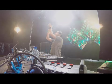 Bryan Dalton Live At Latin Village 2016