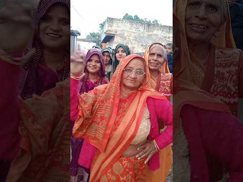 bujurg Amma ka dance hashtags aur #viral #trending#dance#shaadi mein