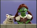 Sesame Street Elizabeth And Little Murray Sparkles Bumpers 2000 2001