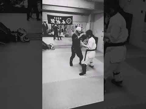 足発勁