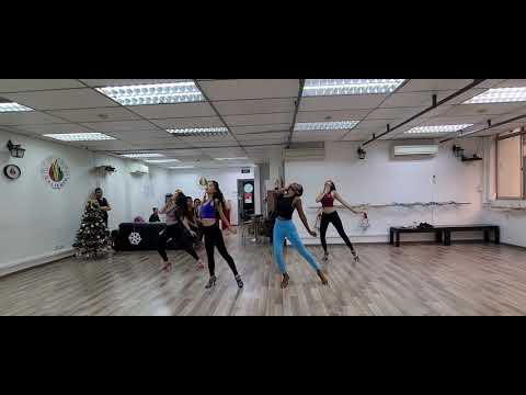 Bachata lady styling class demo to Henry Santos X Lirow & Daniel Santacruz - Weekend