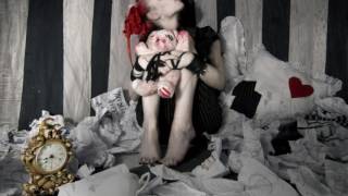 Emilie Autumn - Let It Die (Lyrics)