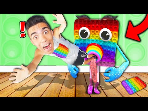 IL MOSTRO POP IT  MI HA "MANGIATO" SCAMBIANDOMI PER UN POP IT!😱😰 SONO SOPRAVVISSUTO??