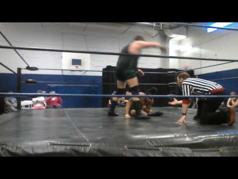 APW 5/20/17 "Spring Loaded 6" - Xavier Bell vs Todd Sople (APW New England Title)