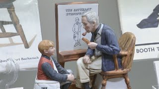 「続・ノーマン・ロックウェル展」瀬戸の職人技が光るノベルティ約250点が横山美術館に集結