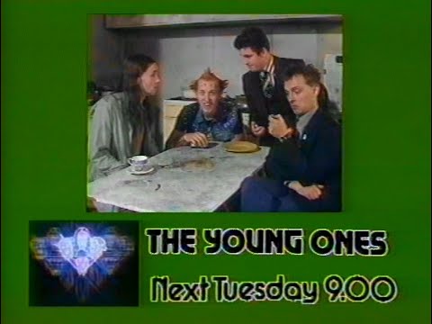 Wednesday 3rd November 1982 - BBC2 - Top Gear Special - The Young Ones - News - M*A*S*H - Rare