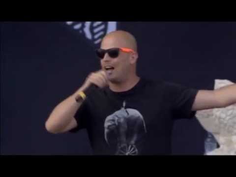 't Hof van Commerce - Baes (Live @ Rock Werchter 2012)