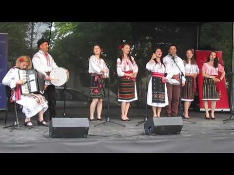 Rumunské slavnosti 2016 -  Moldavský soubor z Čech  č.2