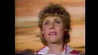 Anne Murray - Somebody&#39;s Always Saying Goodbye