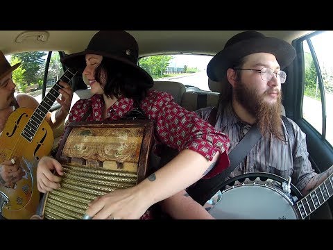 Jeff's Musical Car - The Vaudevillian