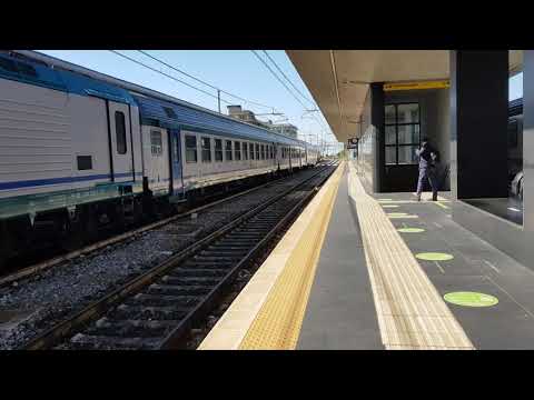 Treno Regionale+Locomotore E464.035 Regionale 21918 Rosarno-Melito di Porto Salvo
