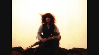 Kate Bush - Night Of The Swallow