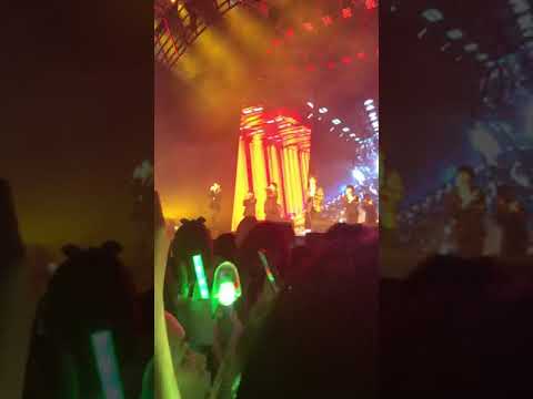 180616 EYES ON YOU in Taipei - Hard Carry