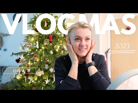 How I Do It: Morning Organization | Musical | Vlogmas Day 6