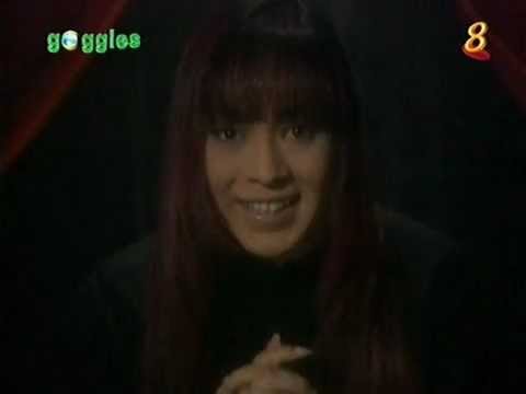 Izam cameo in ショムニ　("Shomuni" - Season 1, Episode 8)