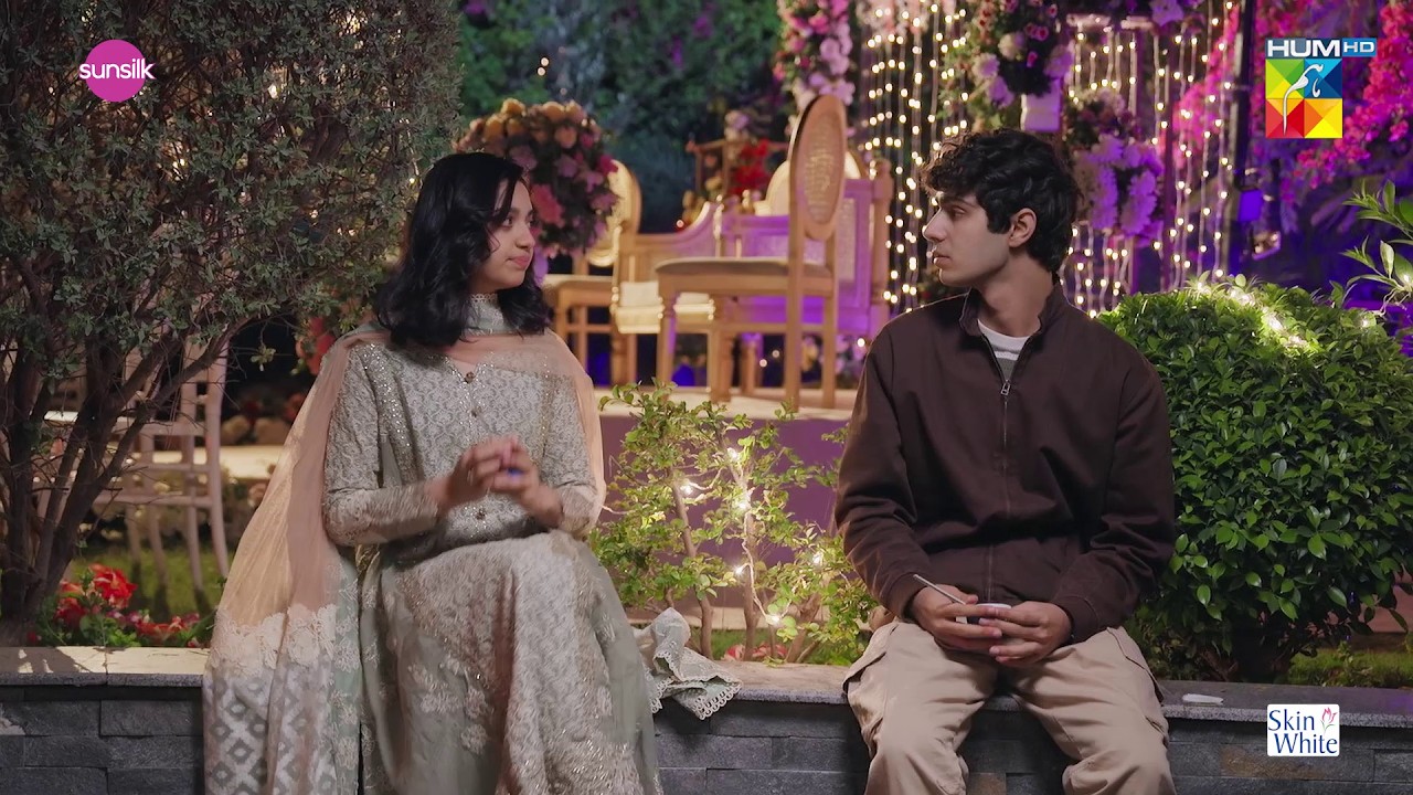 Jao Yeha Se Iss Se Pehlay Koi Humein Dekhay...! Winter Love - HUM TV