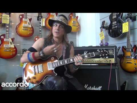 Guitar Lesson "Pentatonic Stretch" (Ryan Roxie)