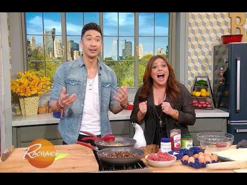 Chef Ronnie Woo shows Rachael Ray how to make...